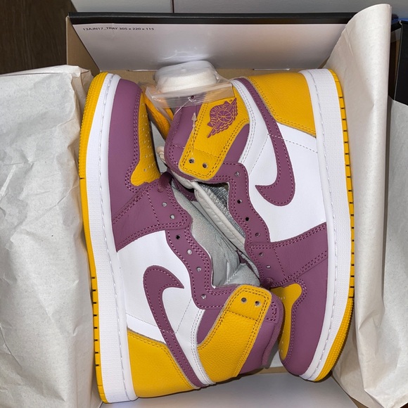 Air Jordan 1 Retro HighOG Brotherhood size 8 mens - Picture 1 of 2